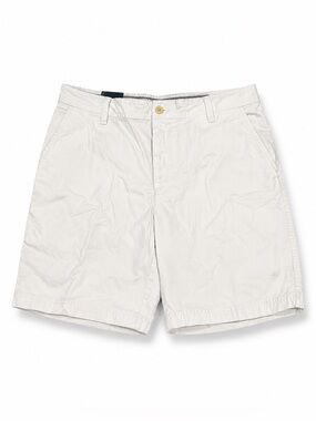 Izod Men's White Flat-Front Chino Shorts
